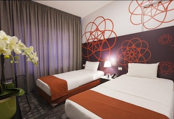35 Rooms