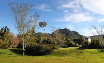 Val D'or Estate