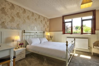 Exmoor House - Guest House