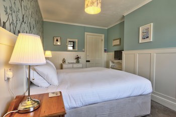 Exmoor House - Guest House