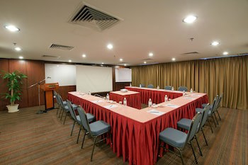 Crystal Crown Hotel