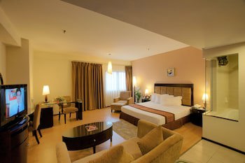 Crystal Crown Hotel