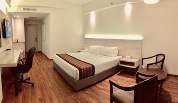 Crystal Crown Hotel