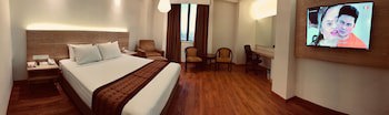 Crystal Crown Hotel