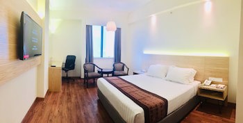 Crystal Crown Hotel