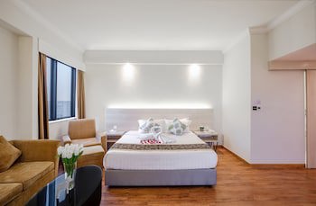 Crystal Crown Hotel