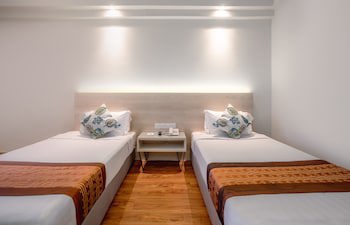 Crystal Crown Hotel