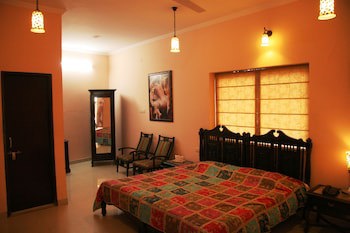 Suryaa Villa - A City Centre Hotel