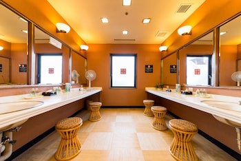 Apa Hotel Komatsu Grand