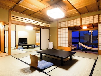 Apa Hotel & Resort Kaga Katayamazu Onsen Kasuikyo