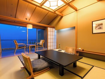 Apa Hotel & Resort Kaga Katayamazu Onsen Kasuikyo