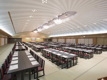 Apa Hotel & Resort Kaga Katayamazu Onsen Kasuikyo