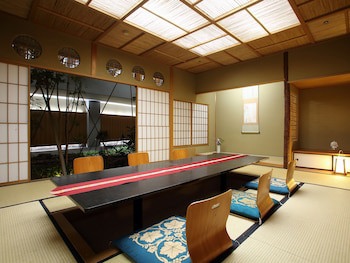 Apa Hotel & Resort Kaga Katayamazu Onsen Kasuikyo