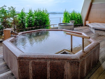 Apa Hotel & Resort Kaga Katayamazu Onsen Kasuikyo