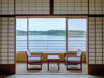 Apa Hotel & Resort Kaga Katayamazu Onsen Kasuikyo