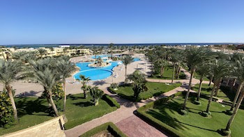 Amwaj Oyoun Resort & Casino
