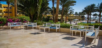 Amwaj Oyoun Resort & Casino