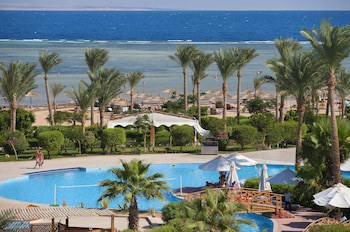 Amwaj Oyoun Resort & Casino