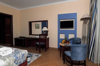 Amwaj Oyoun Resort & Casino