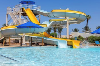 Amwaj Oyoun Resort & Casino
