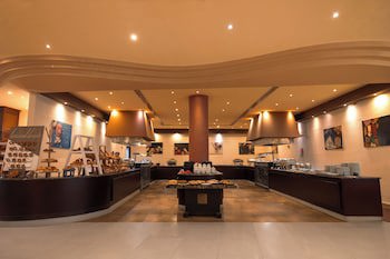 Amwaj Oyoun Resort & Casino