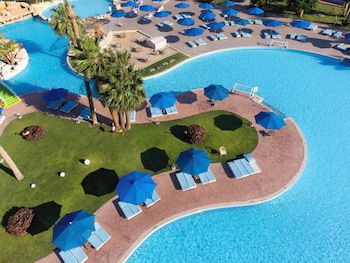 Amwaj Oyoun Resort & Casino
