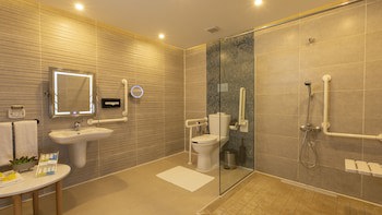 Amwaj Oyoun Resort & Casino