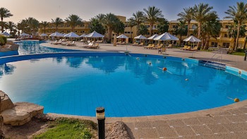 Amwaj Oyoun Resort & Casino