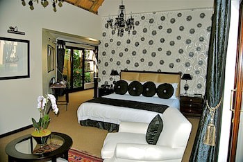 Lourie Lodge