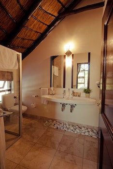 Lourie Lodge