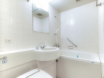 Apa Hotel Marugame Ekimae Odori