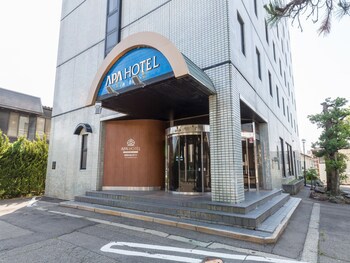 Apa Hotel Tsubamesanjo Ekimae