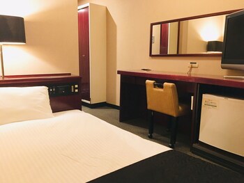 Apa Hotel Tsubamesanjo Ekimae