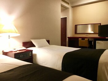 Apa Hotel Tsubamesanjo Ekimae
