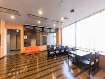 Apa Hotel Tsubamesanjo Ekimae