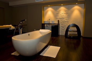 Lighthouse Golf And Spa Hotel