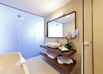 Lighthouse Golf And Spa Hotel