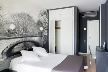 Hostal Joaquin Costa