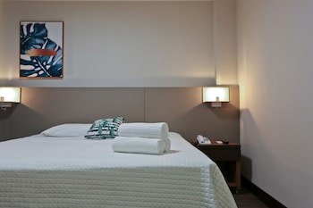 Sandri City Hotel