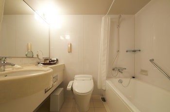 Fraser Residence Nankai Osaka