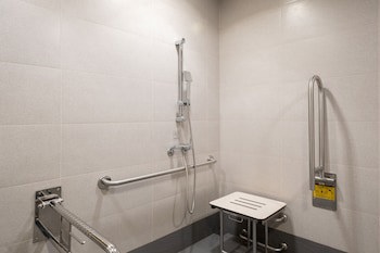 Check Inn Taipei Xinyi