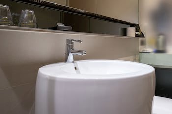 Check Inn Taipei Xinyi
