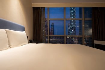 Check Inn Taipei Xinyi