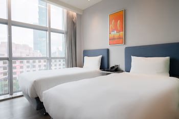 Check Inn Taipei Xinyi