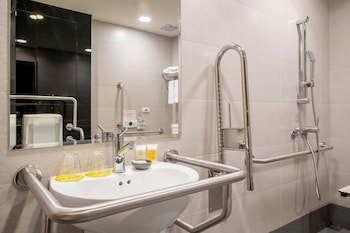 Check Inn Taipei Xinyi