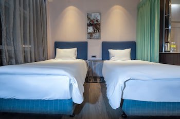 Check Inn Taipei Xinyi