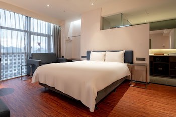 Check Inn Taipei Xinyi