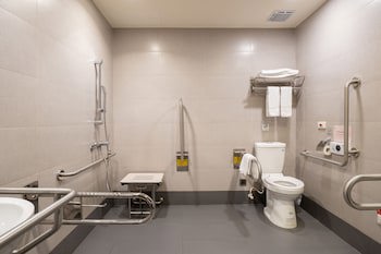 Check Inn Taipei Xinyi