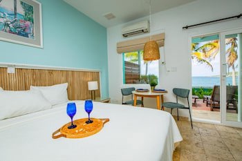 Tamarind Reef Resort Spa & Marina