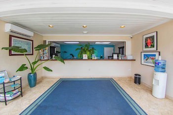 Tamarind Reef Resort Spa & Marina
